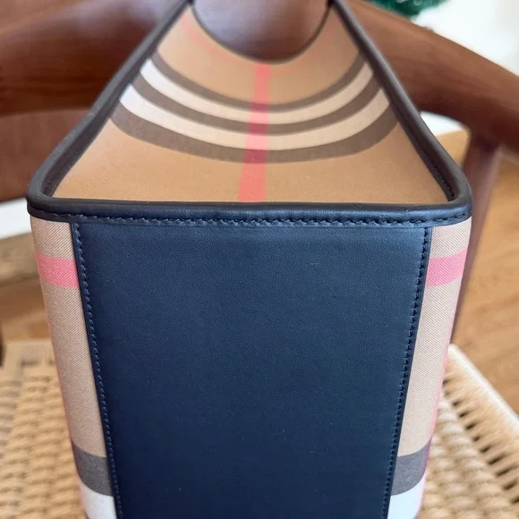 Burberry Medium Taupe Brown
Check Book Tote Bag - Picture 7 of 12